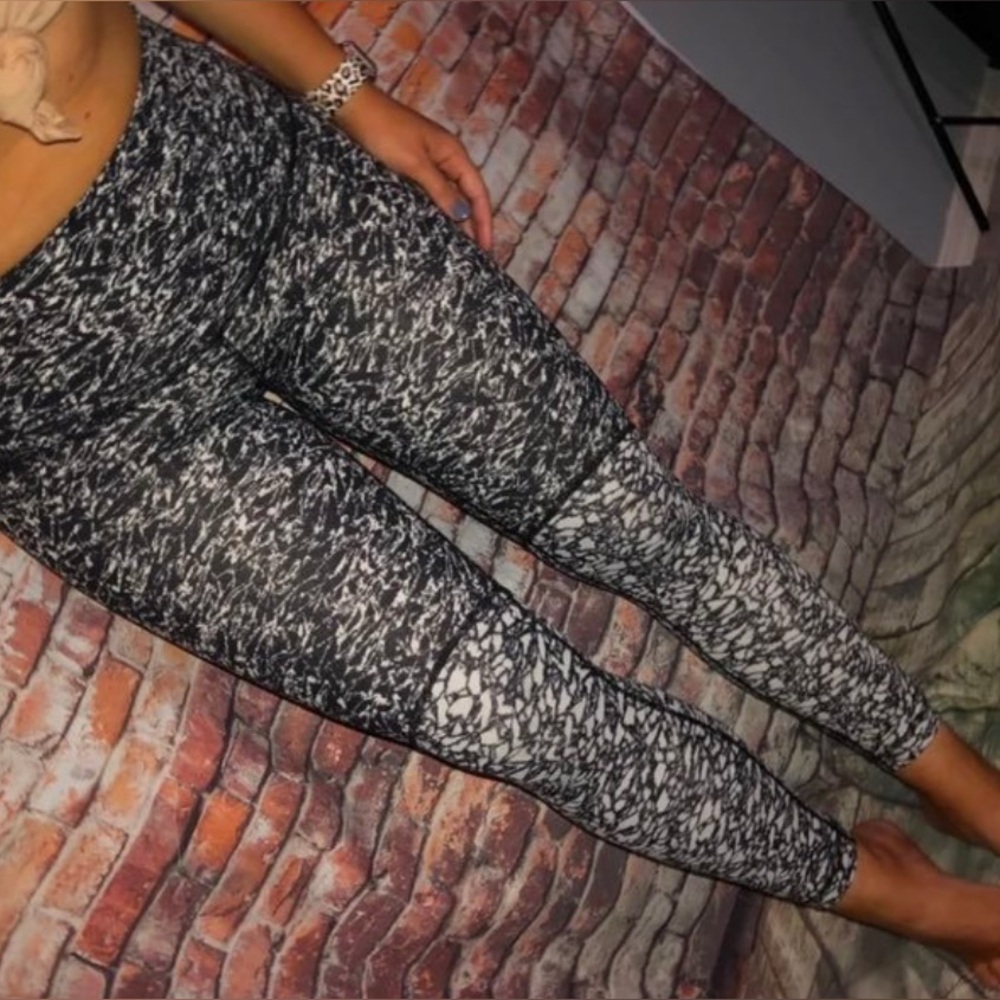 lululemon athletica Black and White Patterned Leggings